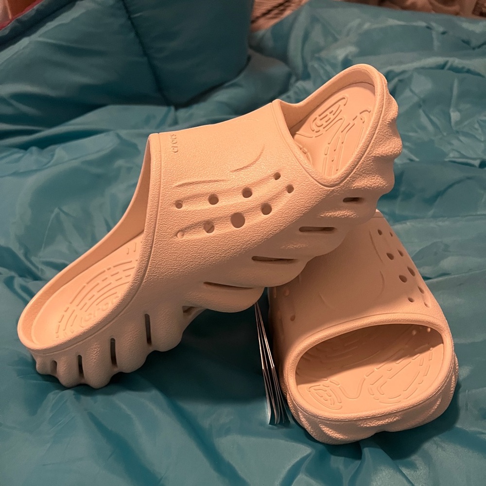 Brand new crocs echo slide size 8